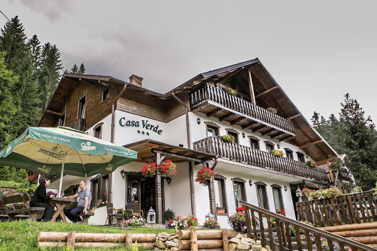 Casa Verde Voroneț Exterior foto