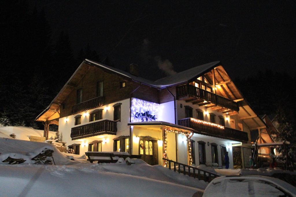 Casa Verde Voroneț Exterior foto